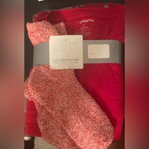 Red patterned XL Liz claiborne 4 piece sleep set (never worn!!)